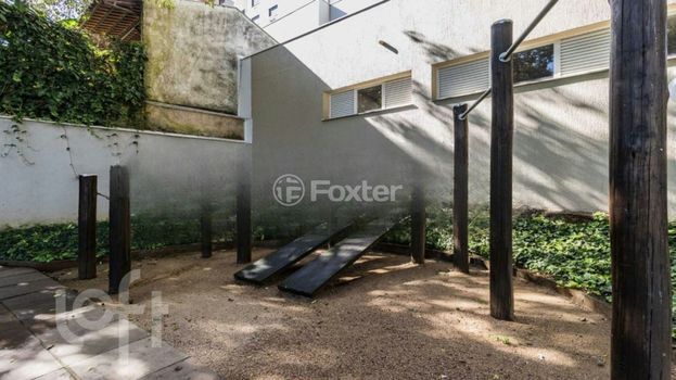Foto 30 do(a) Apartamento de 2 quartos à venda em Petrópolis, Porto Alegre