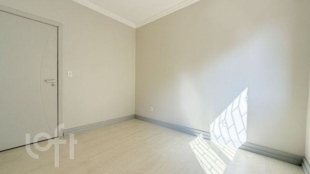 Foto 3 do(a) Apartamento de 3 quartos à venda em Jardim Lindóia, Porto Alegre