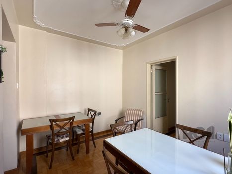 Foto 4 do(a) Apartamento de 3 quartos à venda em Centro Histórico, Porto Alegre