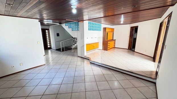 Foto 30 do(a) Casa de 5 quartos à venda em Centro, Jaraguá do Sul