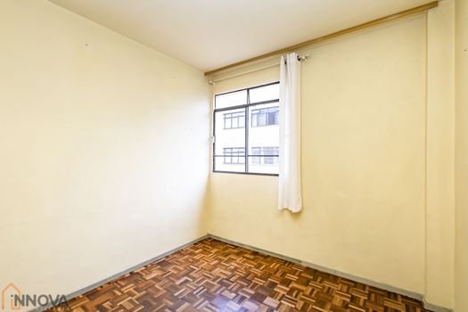 Foto 2 do(a) Apartamento de 3 quartos à venda em Bacacheri, Curitiba