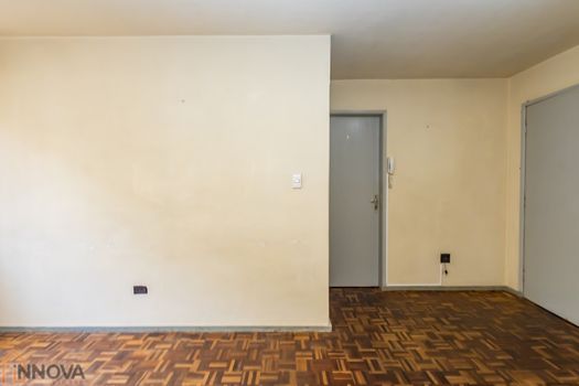 Foto 42 do(a) Apartamento de 3 quartos à venda em Bacacheri, Curitiba