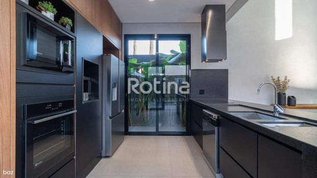 Foto 7 do(a) Casa em Condomínio de 3 quartos à venda em Jardim Botânico, Uberlândia