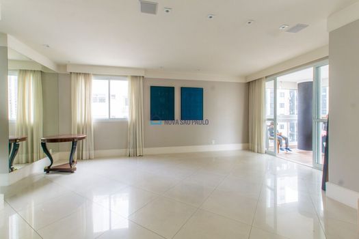 Foto 3 do(a) Apartamento de 3 quartos à venda em Vila Uberabinha, São Paulo