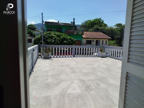 Foto 5 do(a) Casa de 4 quartos à venda em Salgado Filho, Santa Maria