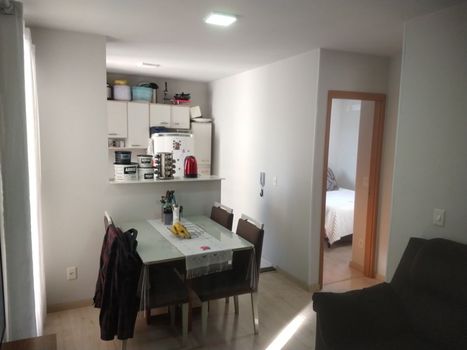Foto 3 do(a) Apartamento de 2 quartos à venda em Jardim Maria Luiza, Londrina