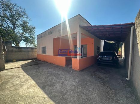 Foto 1 do(a) Casa de 4 quartos à venda em Bandeirinhas, Betim