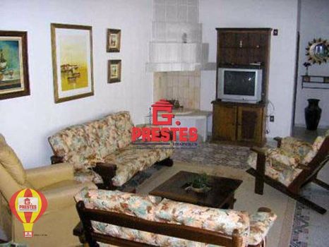 Foto 1 do(a) Fazenda / Sítio / Chácara de 4 quartos à venda em Vila Artura, Sorocaba