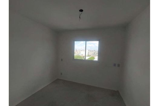 Foto 14 do(a) Apartamento de 2 quartos à venda em Vila Marari, São Paulo