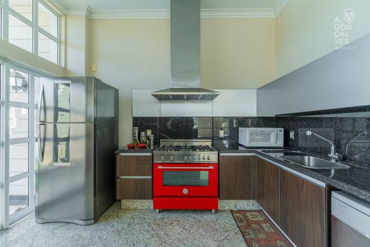 Foto 50 do(a) Casa em Condomínio de 6 quartos à venda em Vista Alegre, Curitiba