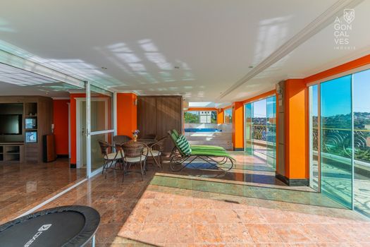 Foto 44 do(a) Casa em Condomínio de 6 quartos à venda em Vista Alegre, Curitiba