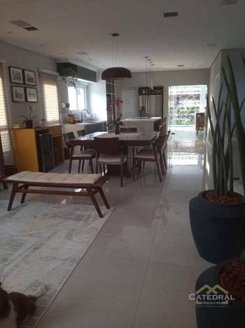 Foto 2 do(a) Casa em Condomínio de 5 quartos para alugar em Recanto Quarto Centenário, Jundiaí