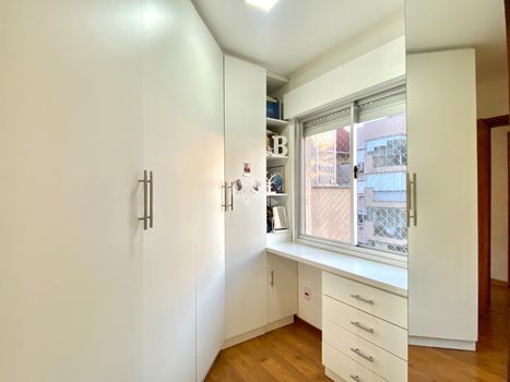 Foto 12 do(a) Apartamento de 2 quartos à venda em São Sebastião, Porto Alegre