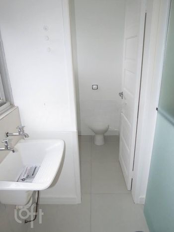 Foto 13 do(a) Apartamento de 2 quartos à venda em Petrópolis, Porto Alegre