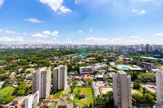 Foto 8 do(a) Cobertura de 4 quartos à venda em Moema, São Paulo