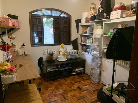 Foto 15 do(a) Casa de 4 quartos à venda em Vila Monumento, São Paulo