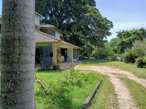 Foto 2 do(a) Fazenda / Sítio / Chácara de 3 quartos à venda em Ratones, Florianópolis