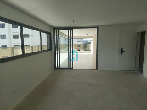 Foto 3 do(a) Apartamento de 3 quartos à venda em Vila Nova Conceição, São Paulo