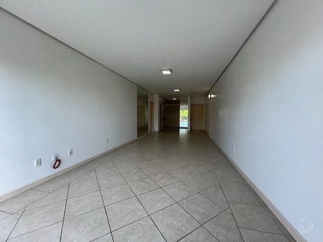 Foto 4 do(a) Apartamento de 3 quartos à venda em Lagoa da Conceição, Florianópolis