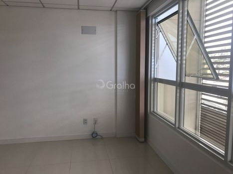 Foto 3 do(a) Sala / Conjunto Comercial false à venda em Barreiros, São José