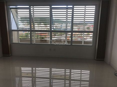 Foto 2 do(a) Sala / Conjunto Comercial false à venda em Barreiros, São José