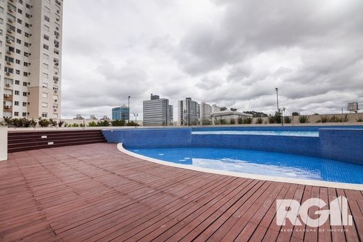 Foto 49 do(a) Flat de 3 quartos à venda em Vila Ipiranga, Porto Alegre