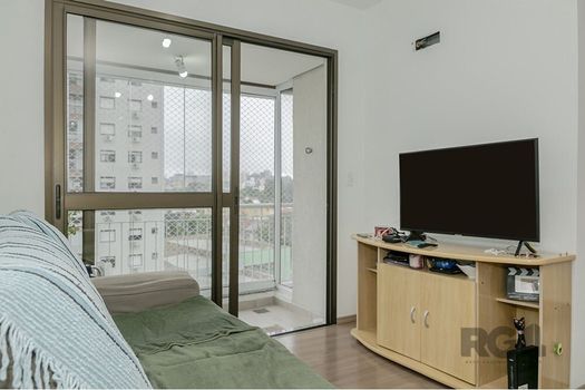 Foto 3 do(a) Apartamento de 2 quartos à venda em Santa Maria Goretti, Porto Alegre