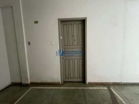 Foto 3 do(a) Sala / Conjunto Comercial false à venda em Centro Histórico, Paranaguá