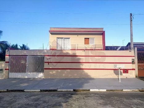 Foto 4 do(a) Casa de 3 quartos à venda em Jardim Porto Novo, Caraguatatuba
