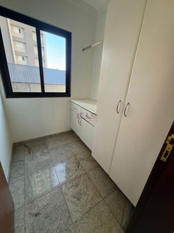 Foto 18 do(a) Apartamento de 4 quartos à venda em Zona 07, Maringá