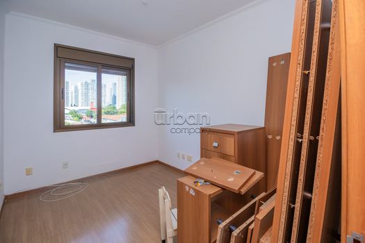 Foto 17 do(a) Apartamento de 4 quartos à venda em Jardim Lindóia, Porto Alegre