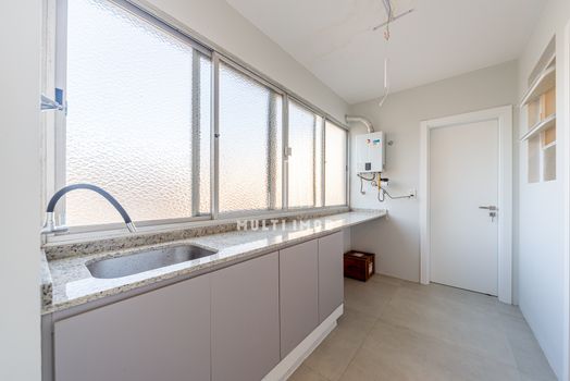 Foto 21 do(a) Apartamento de 2 quartos para alugar em Três Figueiras, Porto Alegre