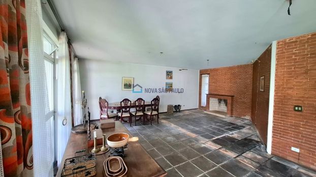Foto 2 do(a) Casa de 3 quartos à venda em Interlagos, São Paulo