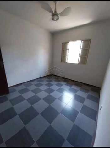 Foto 3 do(a) Casa de 2 quartos à venda em Chácara Peccioli, Jaú