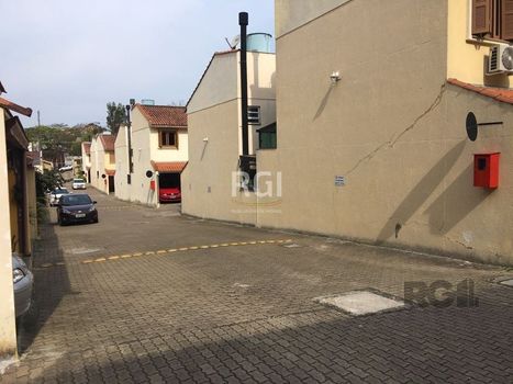 Foto 30 do(a) Casa em Condomínio de 3 quartos à venda em Santo Antônio, Porto Alegre