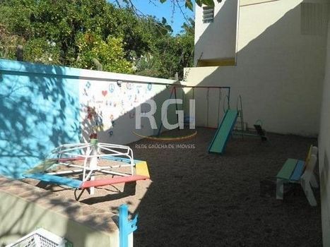 Foto 28 do(a) Casa em Condomínio de 3 quartos à venda em Santo Antônio, Porto Alegre