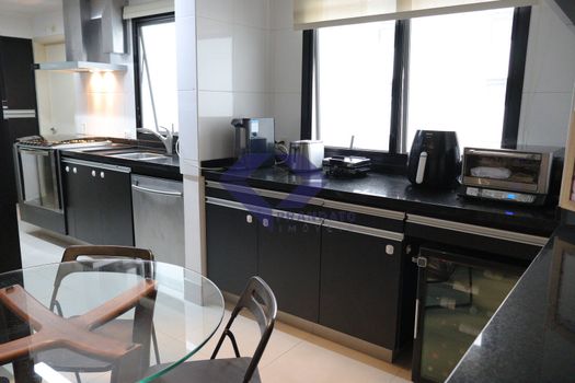 Foto 13 do(a) Apartamento de 4 quartos à venda em Moema, São Paulo