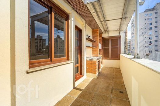 Foto 26 do(a) Apartamento de 3 quartos à venda em Rio Branco, Porto Alegre