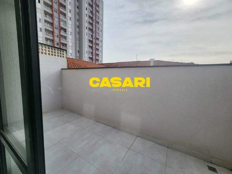 Foto 17 do(a) Casa em Condomínio de 2 quartos à venda em Parque Industriário, Santo André
