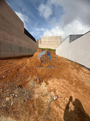 Foto 1 do(a) Terreno false à venda em Jardim Botânico, Franca