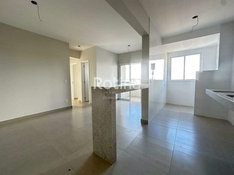 Foto 7 do(a) Apartamento de 2 quartos à venda em Santa Mônica, Uberlândia