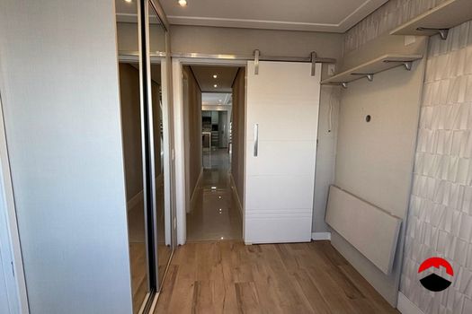 Foto 18 do(a) Apartamento de 4 quartos à venda em Vila Bertioga, São Paulo