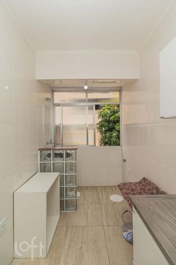 Foto 10 do(a) Apartamento de 1 quartos à venda em Medianeira, Porto Alegre