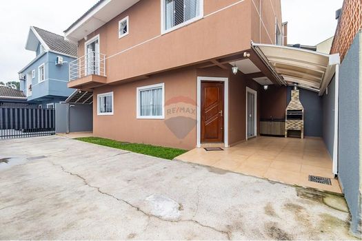 Foto 3 do(a) Casa em Condomínio de 3 quartos à venda em Uberaba, Curitiba