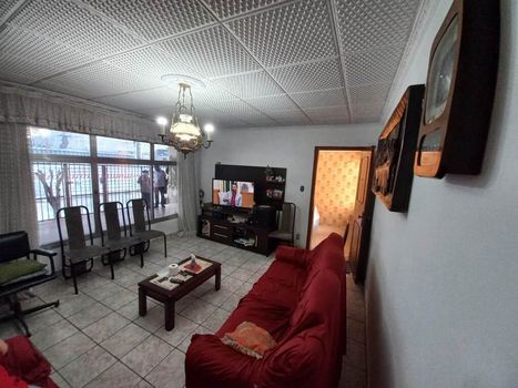 Foto 1 do(a) Casa de 2 quartos à venda em Vila das Palmeiras, Guarulhos