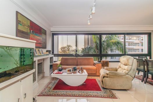 Foto 2 do(a) Apartamento de 3 quartos à venda em Rio Branco, Porto Alegre