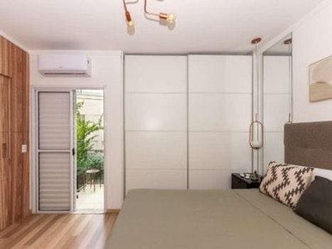 Foto 18 do(a) Casa de 3 quartos à venda em Jardim Cidália, São Paulo