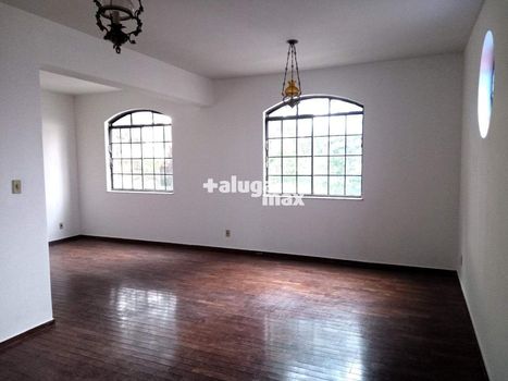 Foto 3 do(a) Apartamento de 4 quartos para alugar em Grajaú, Belo Horizonte