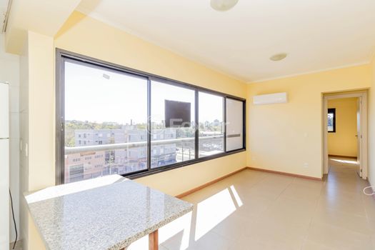 Foto 2 do(a) Apartamento de 1 quartos à venda em Vila João Pessoa, Porto Alegre