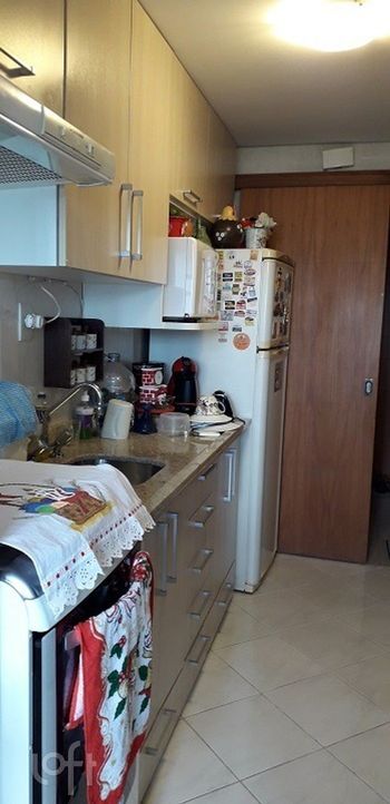 Foto 19 do(a) Apartamento de 2 quartos à venda em Petrópolis, Porto Alegre